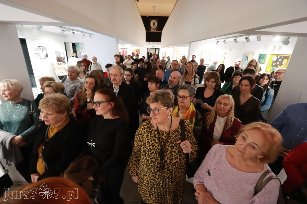 Fotorelacja: Wernisaż wystawy „Artyści na 110” w Zawierciu