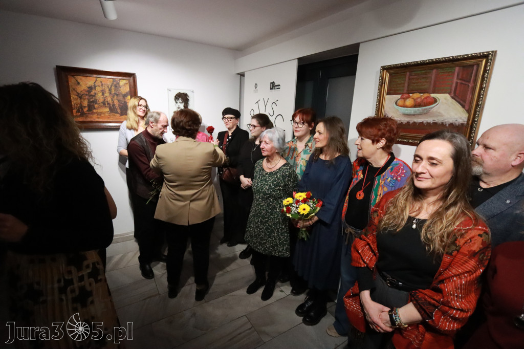Fotorelacja: Wernisaż wystawy „Artyści na 110” w Zawierciu