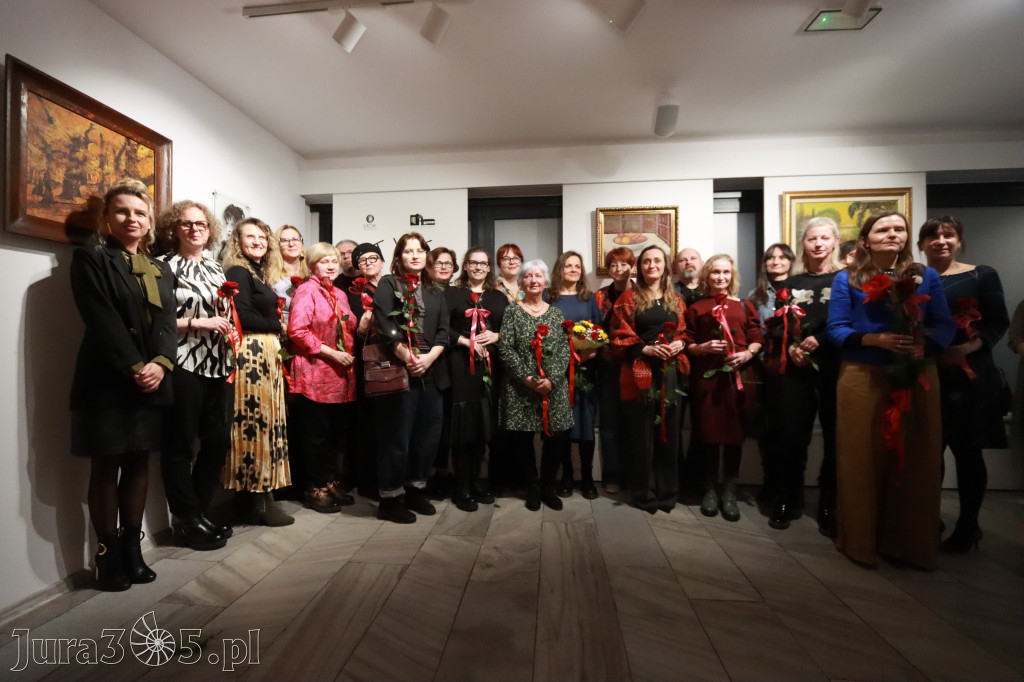 Fotorelacja: Wernisaż wystawy „Artyści na 110” w Zawierciu