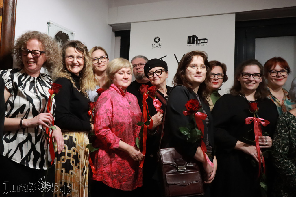 Fotorelacja: Wernisaż wystawy „Artyści na 110” w Zawierciu