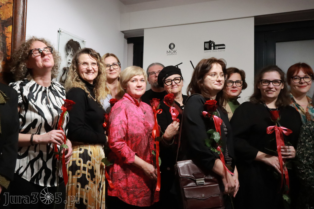 Fotorelacja: Wernisaż wystawy „Artyści na 110” w Zawierciu
