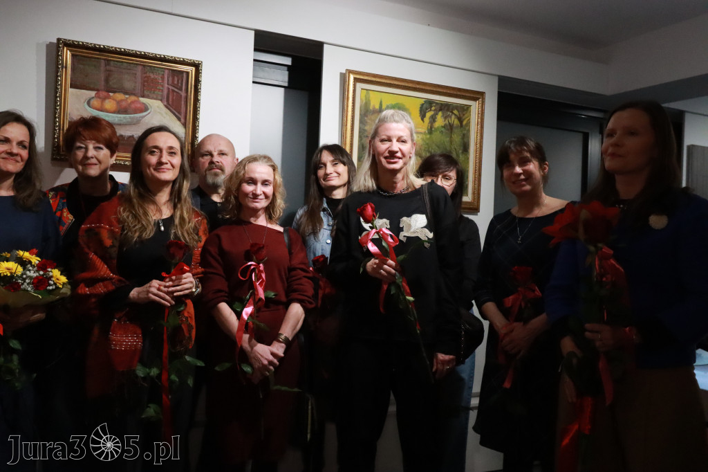 Fotorelacja: Wernisaż wystawy „Artyści na 110” w Zawierciu