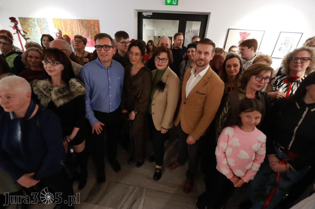 Fotorelacja: Wernisaż wystawy „Artyści na 110” w Zawierciu