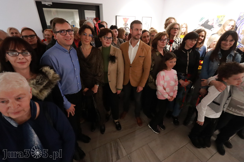 Fotorelacja: Wernisaż wystawy „Artyści na 110” w Zawierciu