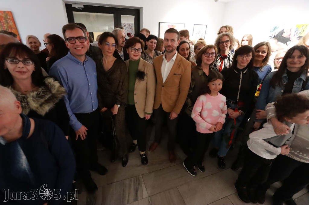 Fotorelacja: Wernisaż wystawy „Artyści na 110” w Zawierciu