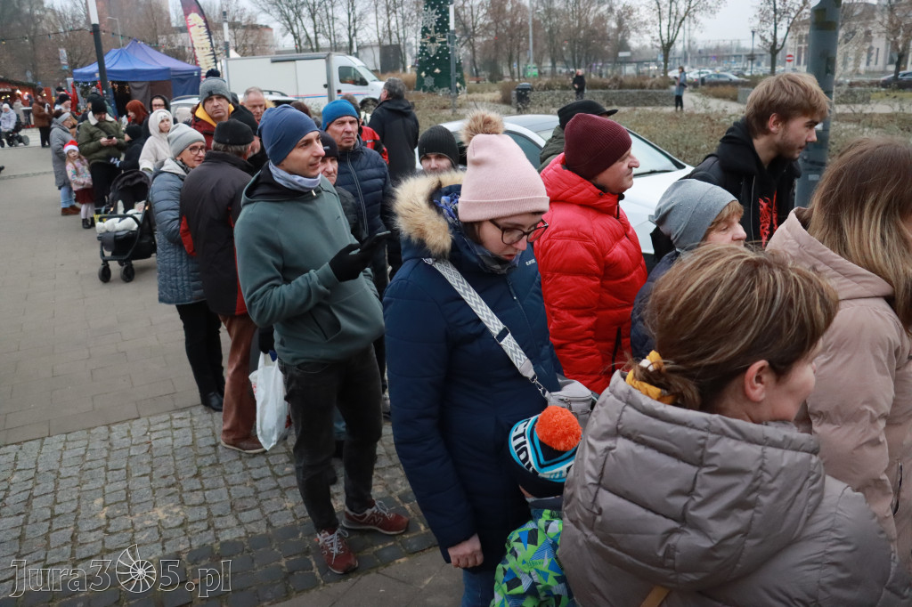 Fotorelacja: Świąteczna Eko-Wymiana - Jarmark Bożonarodzeniowy w Zawierciu