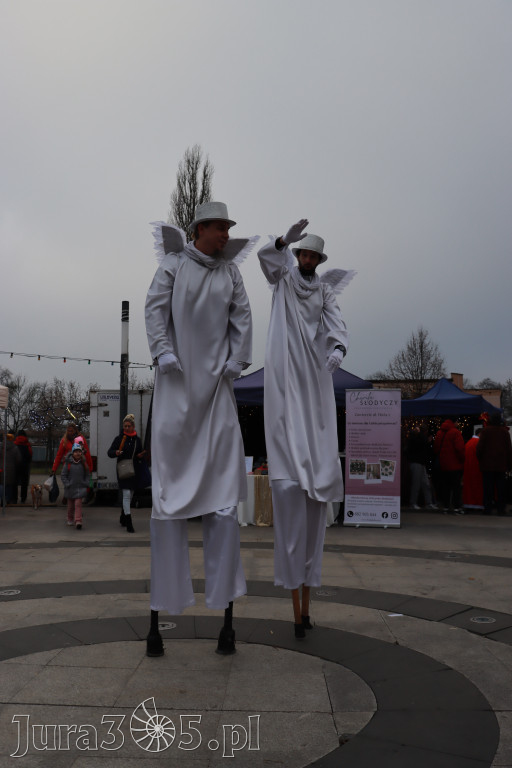 Fotorelacja: Świąteczna Eko-Wymiana - Jarmark Bożonarodzeniowy w Zawierciu