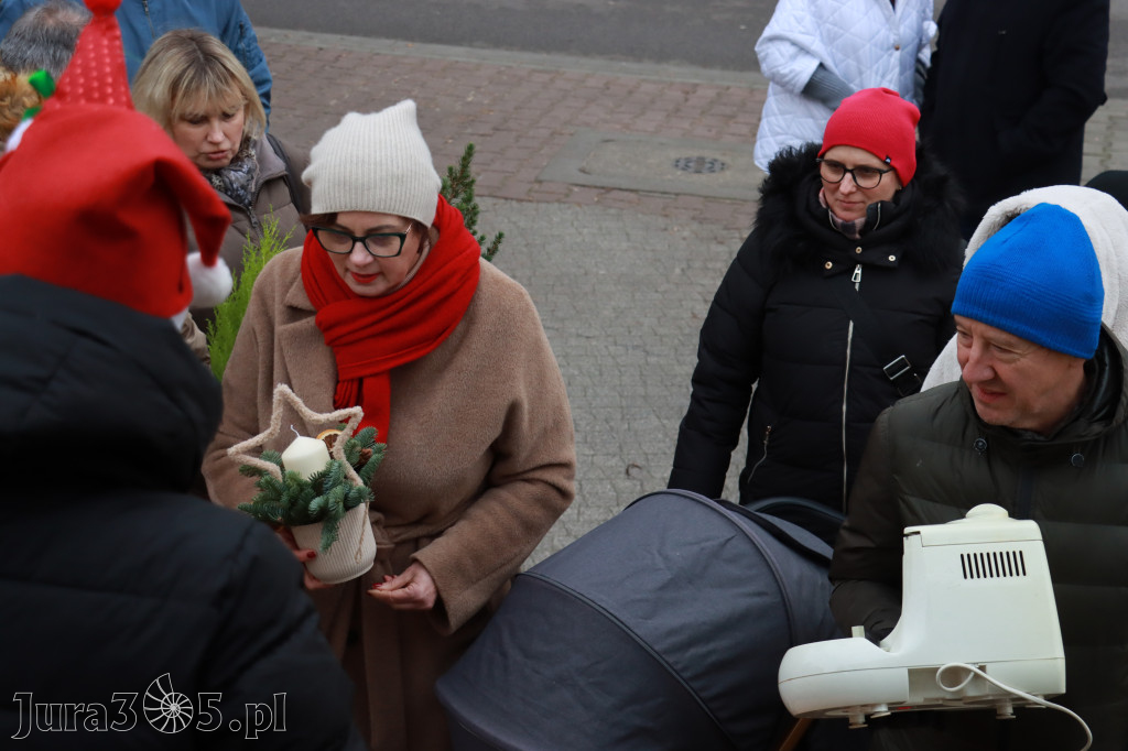 Fotorelacja: Świąteczna Eko-Wymiana - Jarmark Bożonarodzeniowy w Zawierciu