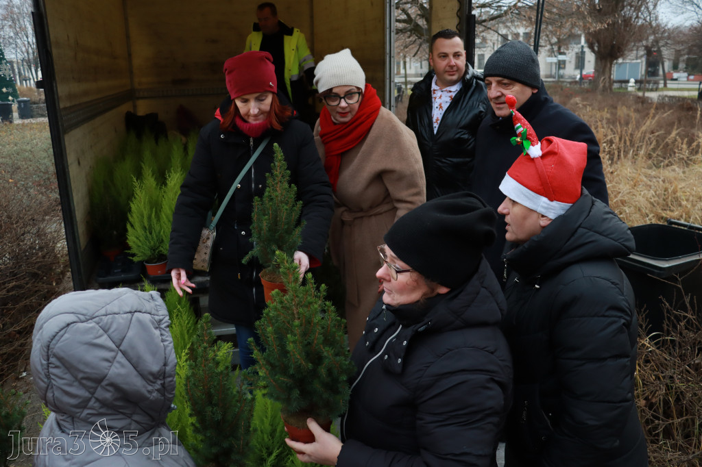 Fotorelacja: Świąteczna Eko-Wymiana - Jarmark Bożonarodzeniowy w Zawierciu