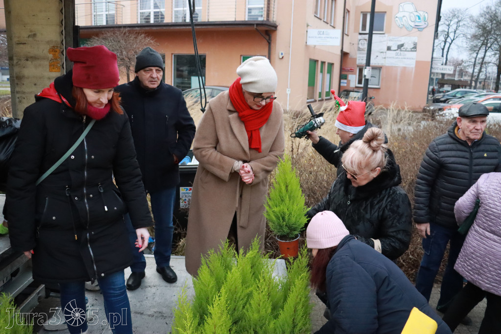 Fotorelacja: Świąteczna Eko-Wymiana - Jarmark Bożonarodzeniowy w Zawierciu
