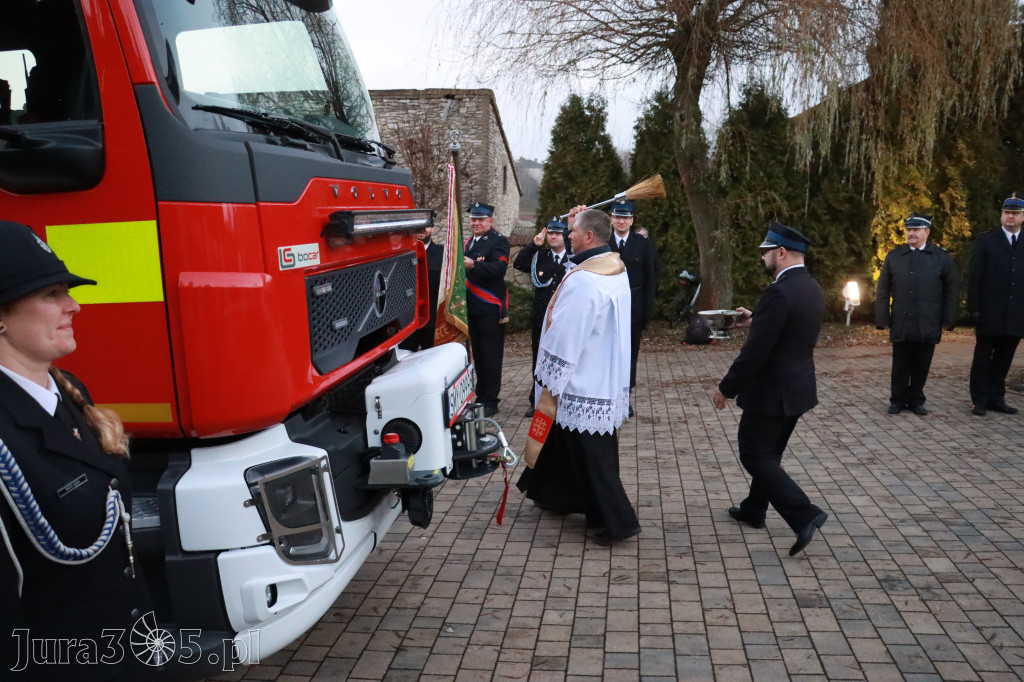Fotorelacja I: Przekazanie samochodu ratowniczo-gaśniczego dla OSP Myszków-Smudzówka
