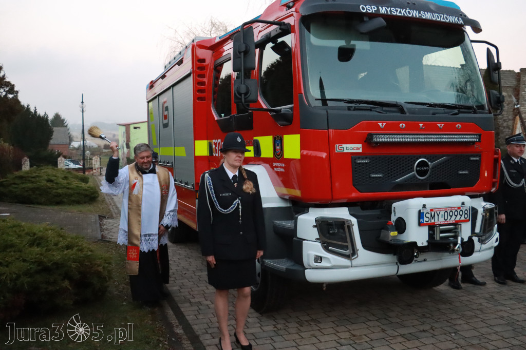 Fotorelacja I: Przekazanie samochodu ratowniczo-gaśniczego dla OSP Myszków-Smudzówka