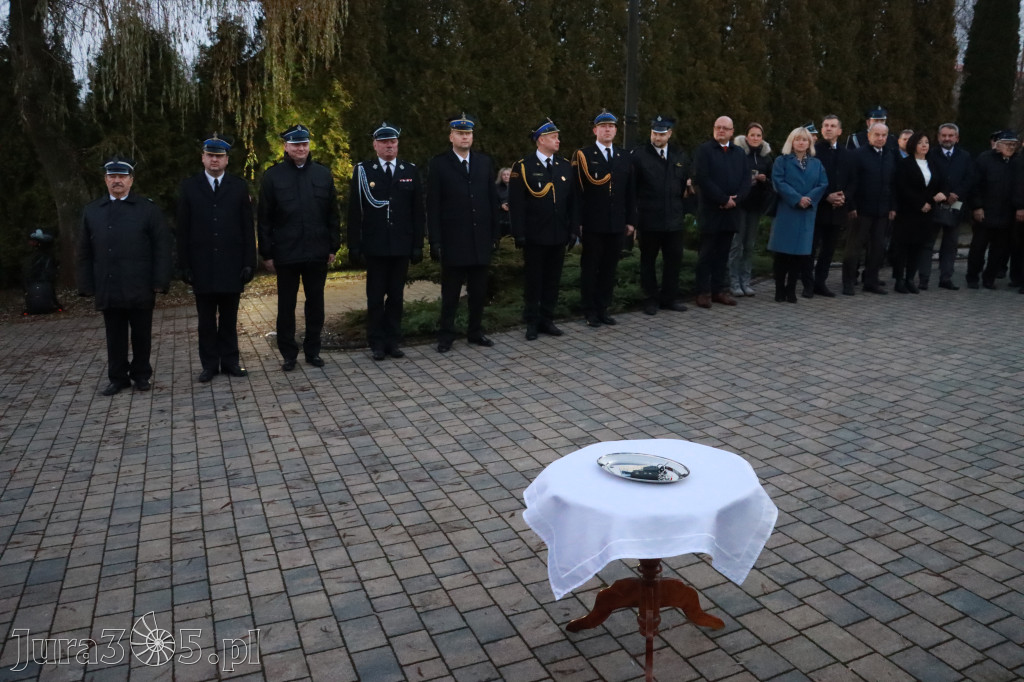 Fotorelacja I: Przekazanie samochodu ratowniczo-gaśniczego dla OSP Myszków-Smudzówka