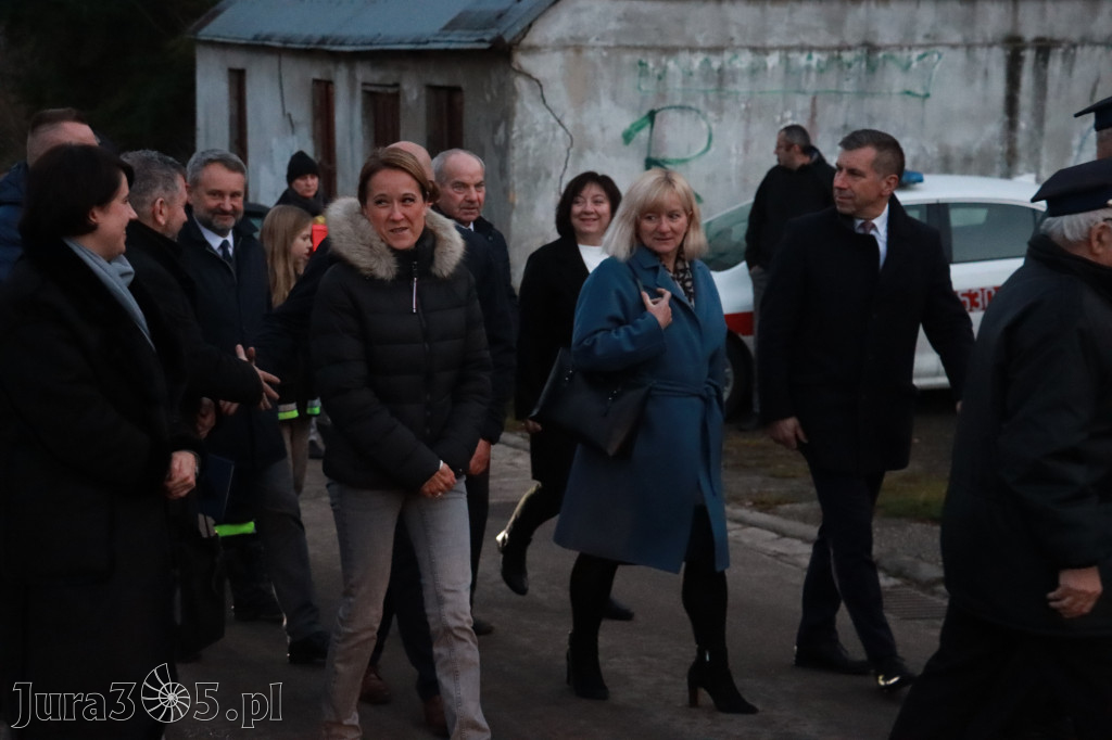 Fotorelacja I: Przekazanie samochodu ratowniczo-gaśniczego dla OSP Myszków-Smudzówka