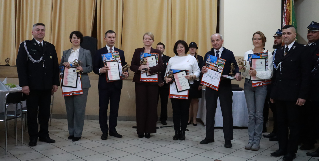 Fotorelacja II: Przekazanie samochodu ratowniczo-gaśniczego dla OSP Myszków-Smudzówka