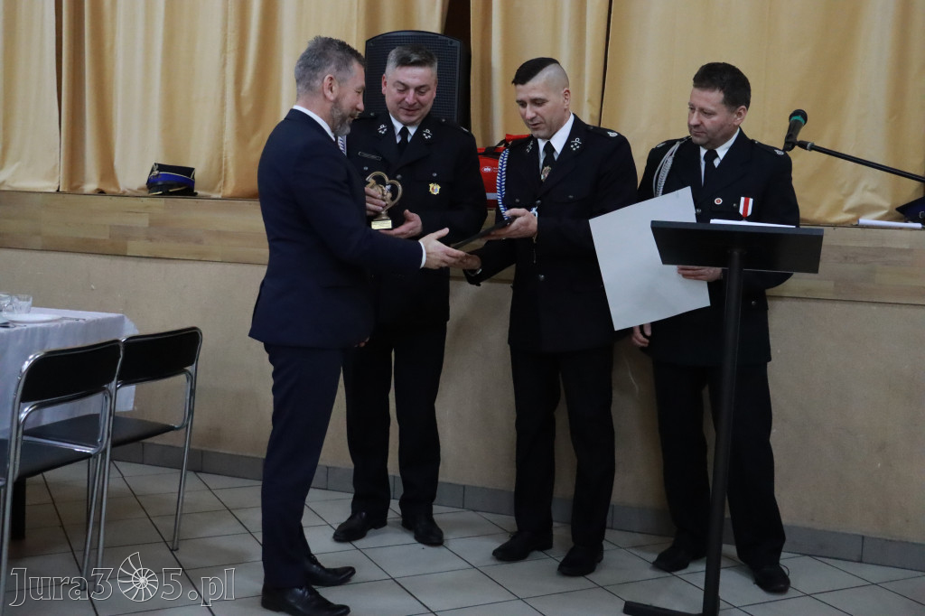 Fotorelacja II: Przekazanie samochodu ratowniczo-gaśniczego dla OSP Myszków-Smudzówka