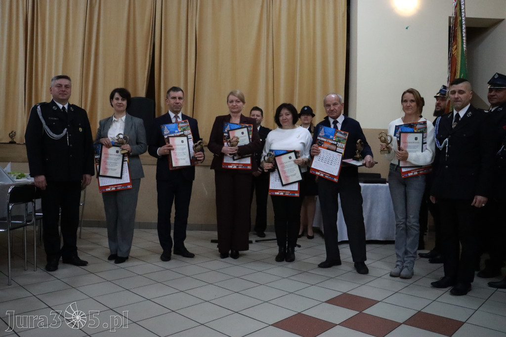 Fotorelacja II: Przekazanie samochodu ratowniczo-gaśniczego dla OSP Myszków-Smudzówka