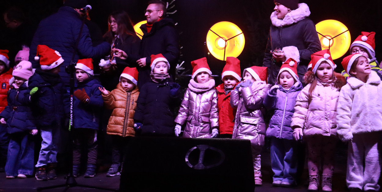 Fotorelacja I: Iskry Jarmark Bożonarodzeniowy w Żarkach