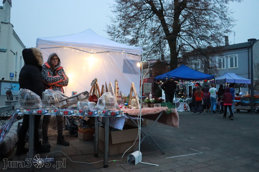 Fotorelacja I: Iskry Jarmark Bożonarodzeniowy w Żarkach