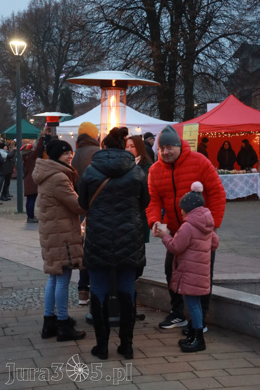 Fotorelacja I: Iskry Jarmark Bożonarodzeniowy w Żarkach