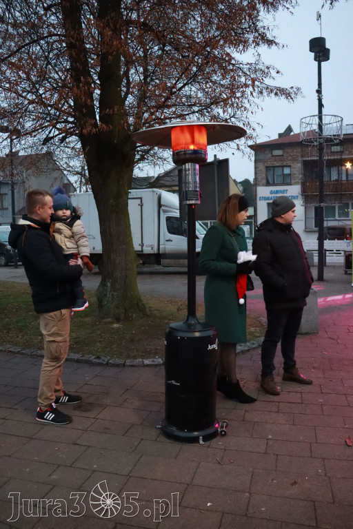 Fotorelacja I: Iskry Jarmark Bożonarodzeniowy w Żarkach