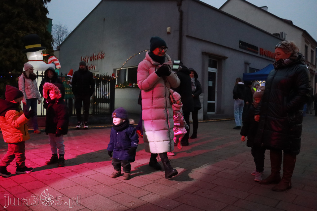 Fotorelacja I: Iskry Jarmark Bożonarodzeniowy w Żarkach