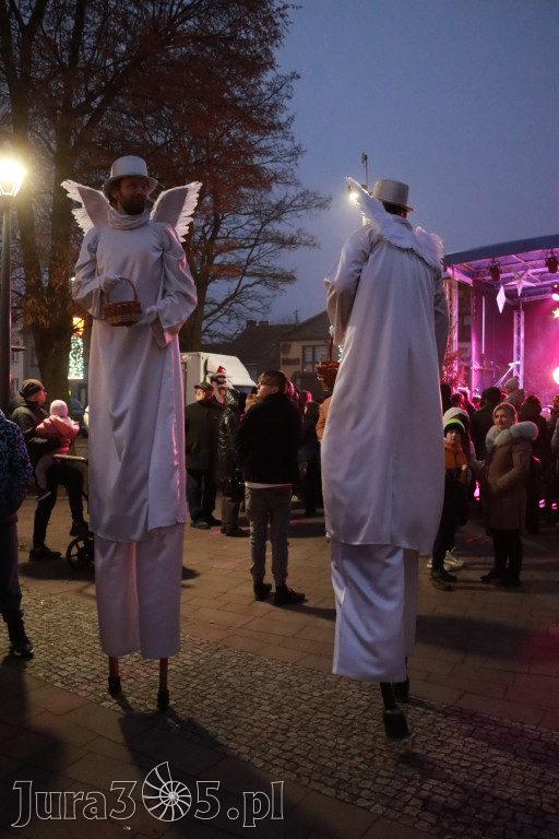 Fotorelacja I: Iskry Jarmark Bożonarodzeniowy w Żarkach