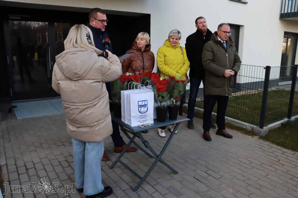 Fotorelacja: Przekazanie kluczy do nowych mieszkań TBS w Łazach