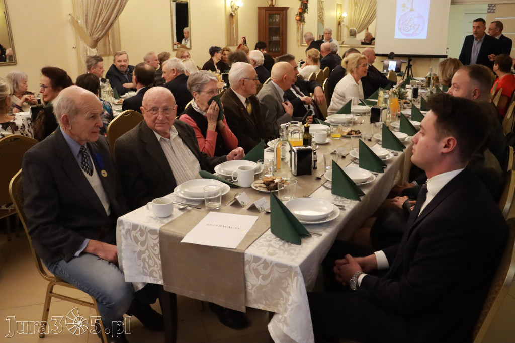 Fotorelacja: 1 Wigilijne spotkanie członków Stowarzyszenia Ruch Harcerski CZUWAJ w Zawierciu