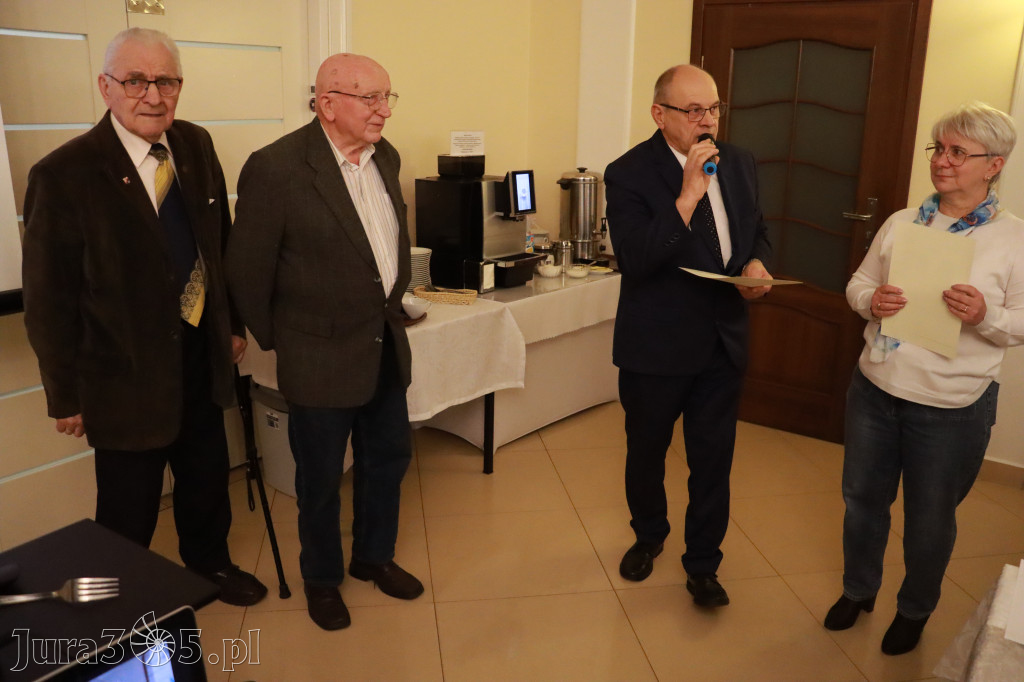 Fotorelacja: 1 Wigilijne spotkanie członków Stowarzyszenia Ruch Harcerski CZUWAJ w Zawierciu