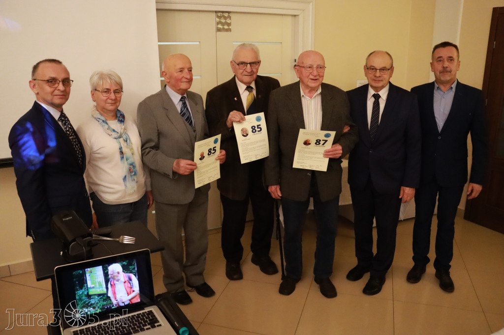 Fotorelacja: 1 Wigilijne spotkanie członków Stowarzyszenia Ruch Harcerski CZUWAJ w Zawierciu