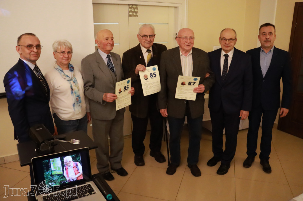 Fotorelacja: 1 Wigilijne spotkanie członków Stowarzyszenia Ruch Harcerski CZUWAJ w Zawierciu