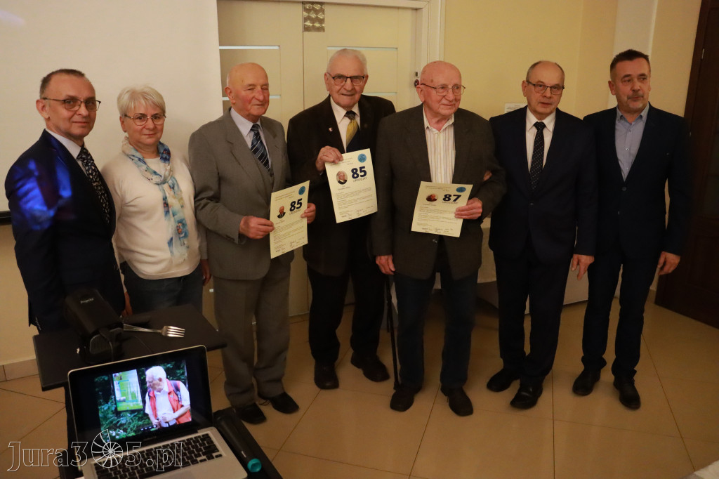 Fotorelacja: 1 Wigilijne spotkanie członków Stowarzyszenia Ruch Harcerski CZUWAJ w Zawierciu