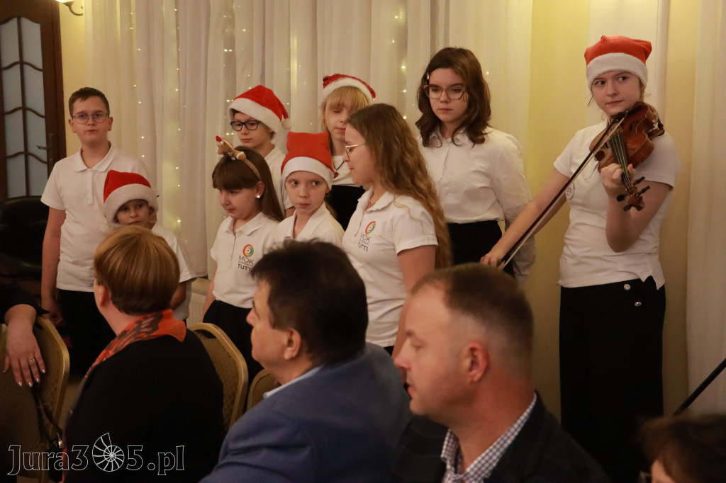 Fotorelacja: 1 Wigilijne spotkanie członków Stowarzyszenia Ruch Harcerski CZUWAJ w Zawierciu