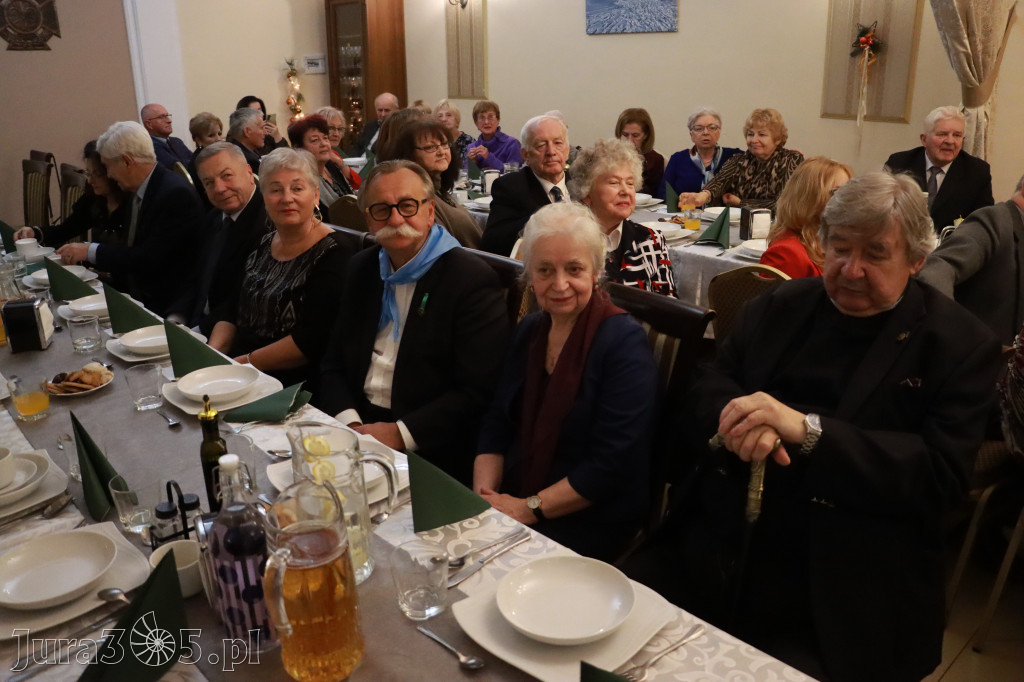 Fotorelacja: 1 Wigilijne spotkanie członków Stowarzyszenia Ruch Harcerski CZUWAJ w Zawierciu