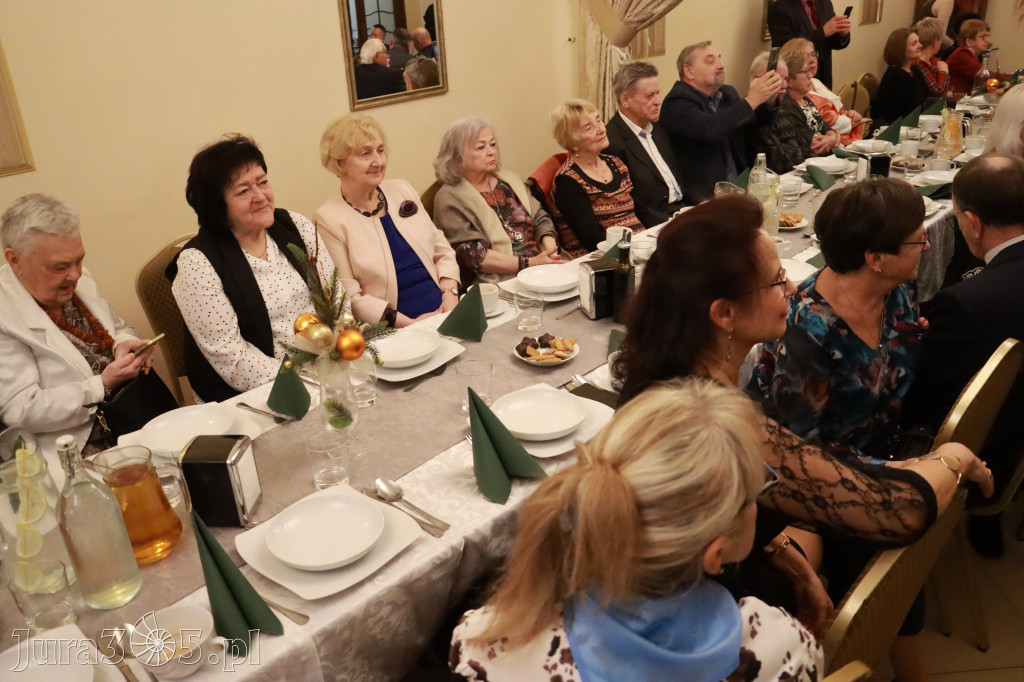 Fotorelacja: 1 Wigilijne spotkanie członków Stowarzyszenia Ruch Harcerski CZUWAJ w Zawierciu