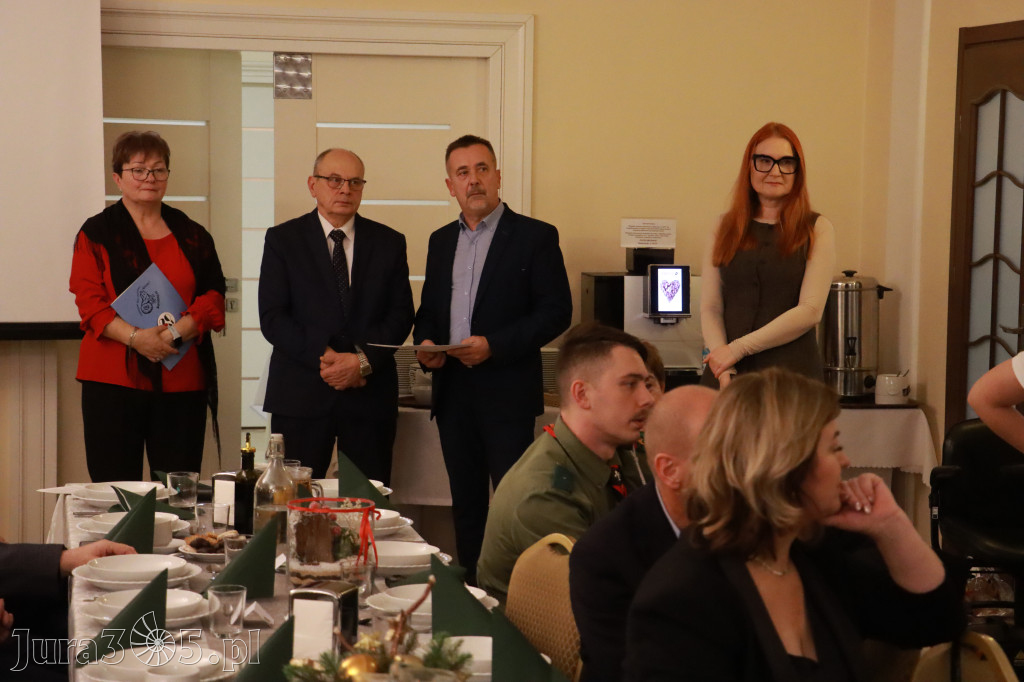 Fotorelacja: 1 Wigilijne spotkanie członków Stowarzyszenia Ruch Harcerski CZUWAJ w Zawierciu