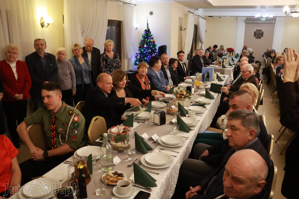 Fotorelacja: 1 Wigilijne spotkanie członków Stowarzyszenia Ruch Harcerski CZUWAJ w Zawierciu