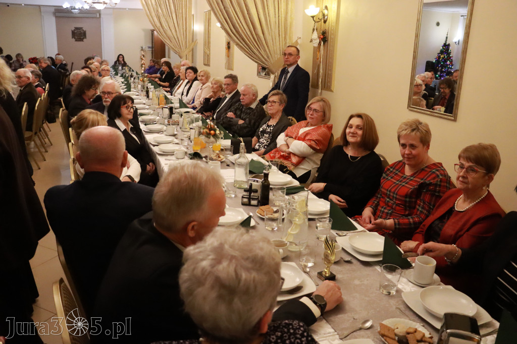 Fotorelacja: 1 Wigilijne spotkanie członków Stowarzyszenia Ruch Harcerski CZUWAJ w Zawierciu