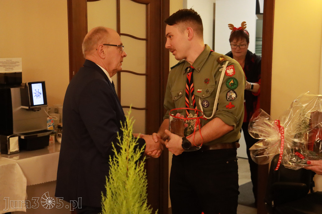 Fotorelacja: 2 Wigilijne spotkanie członków Stowarzyszenia Ruch Harcerski CZUWAJ w Zawierciu