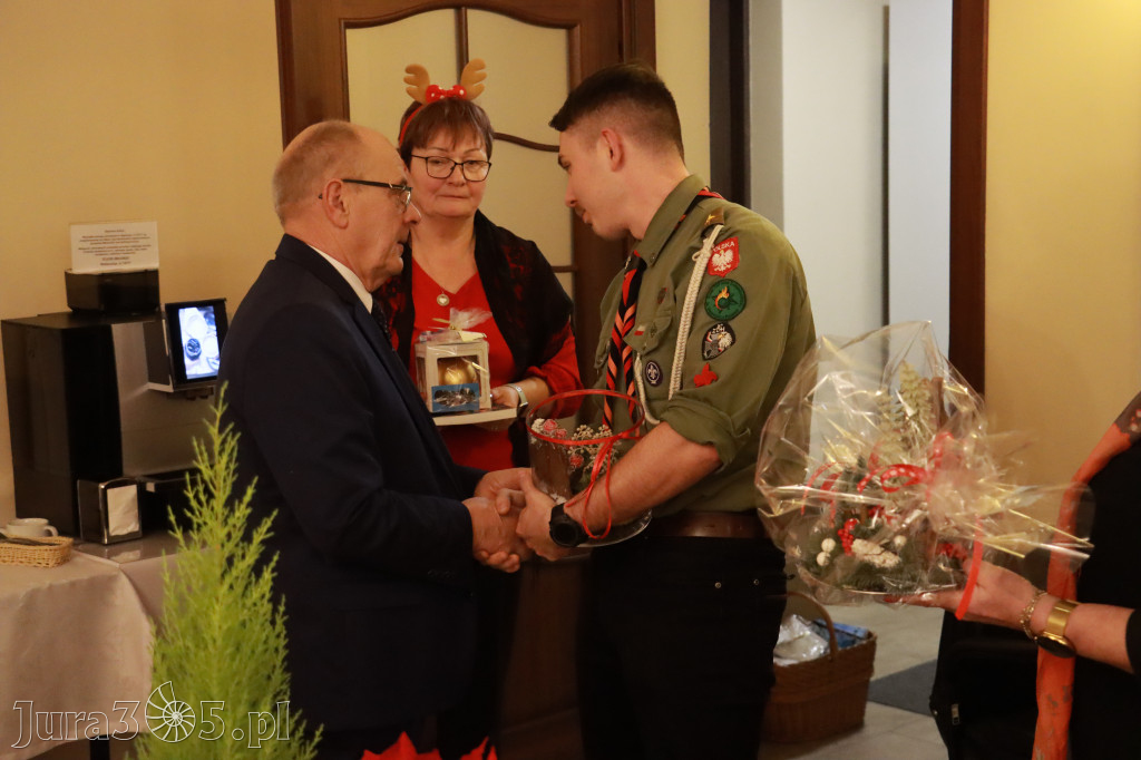 Fotorelacja: 2 Wigilijne spotkanie członków Stowarzyszenia Ruch Harcerski CZUWAJ w Zawierciu