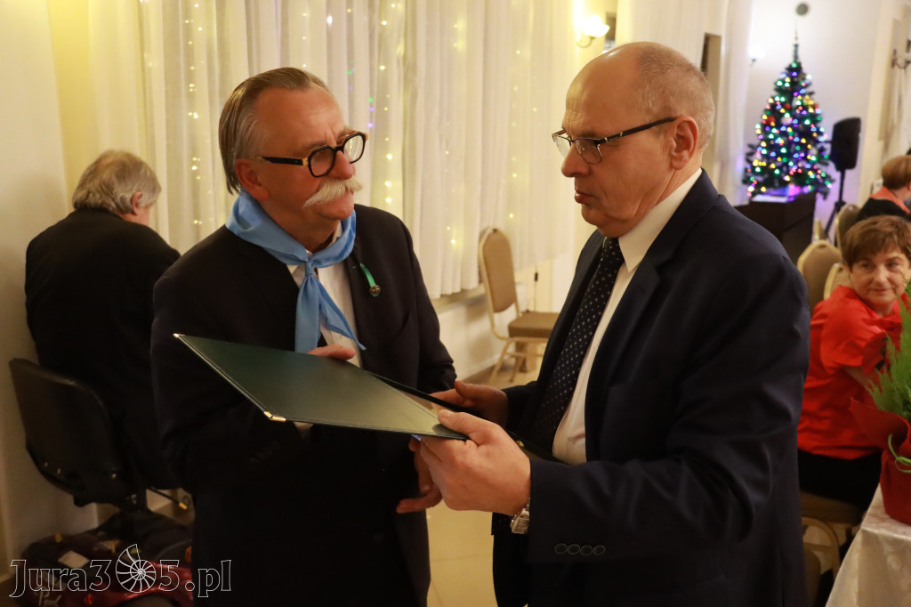 Fotorelacja: 2 Wigilijne spotkanie członków Stowarzyszenia Ruch Harcerski CZUWAJ w Zawierciu