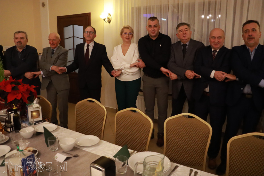 Fotorelacja: 2 Wigilijne spotkanie członków Stowarzyszenia Ruch Harcerski CZUWAJ w Zawierciu