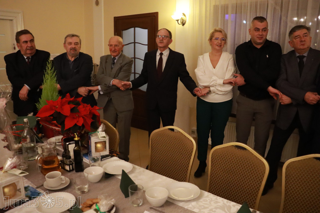 Fotorelacja: 2 Wigilijne spotkanie członków Stowarzyszenia Ruch Harcerski CZUWAJ w Zawierciu