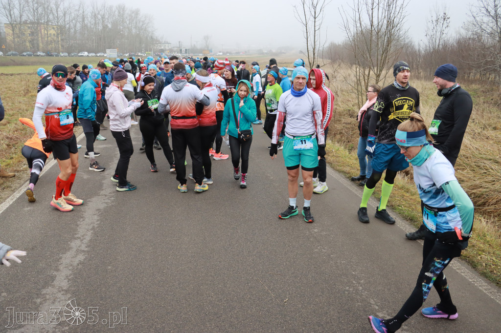 Fotorelacja: 1 Zimowy Półmaraton Myszkowski 2025