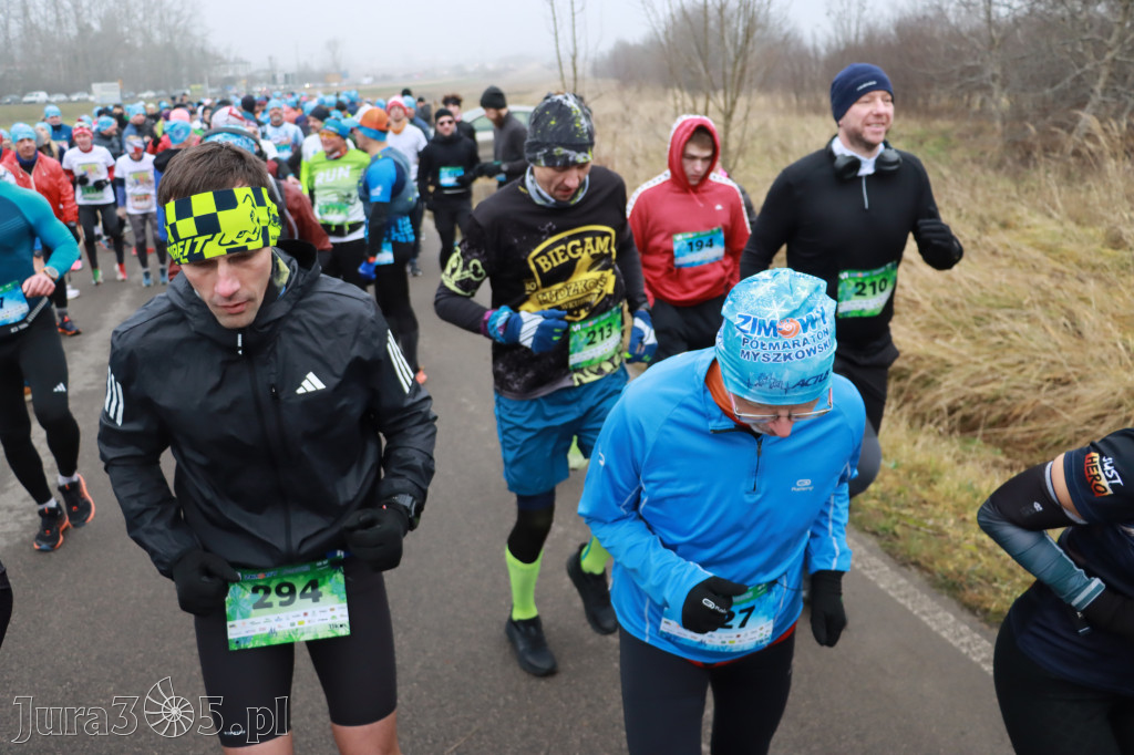 Fotorelacja: 1 Zimowy Półmaraton Myszkowski 2025