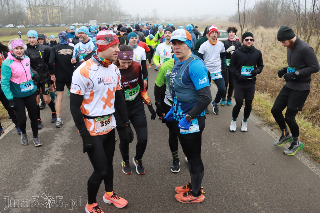 Fotorelacja: 1 Zimowy Półmaraton Myszkowski 2025