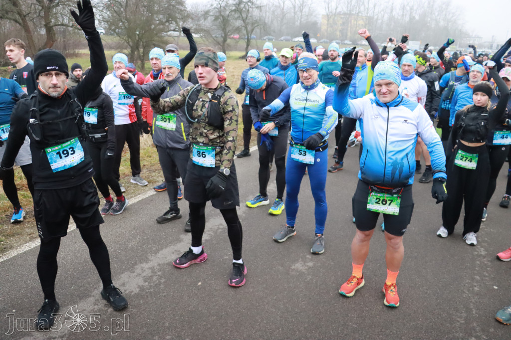 Fotorelacja: 1 Zimowy Półmaraton Myszkowski 2025