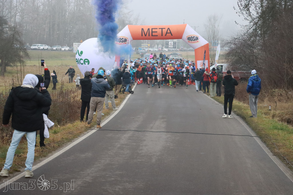 Fotorelacja: 1 Zimowy Półmaraton Myszkowski 2025