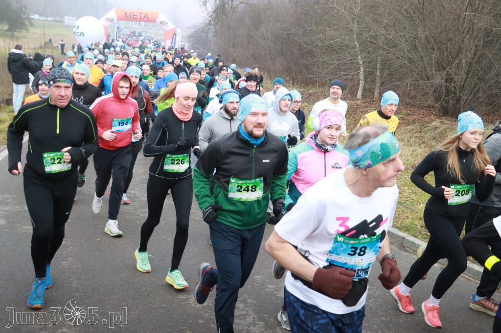 Fotorelacja: 1 Zimowy Półmaraton Myszkowski 2025